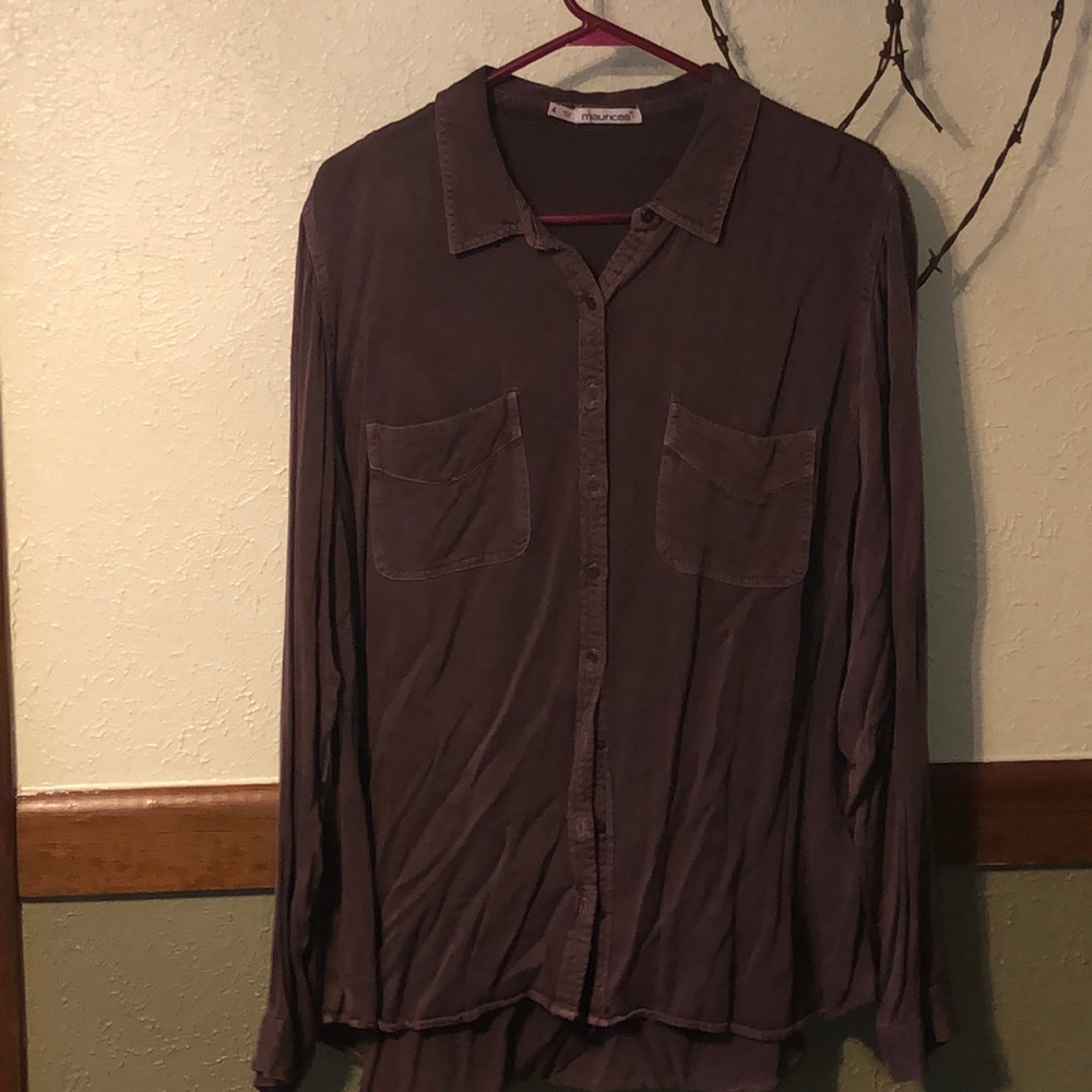 Maurice’s button up